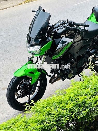 Mạnh Hà Motor bán Kawasaki Z400 2022 lướt keng