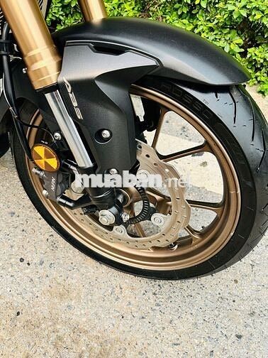 Mạnh Hà Motor bán Honda CB300R 2020 lướt 14k km HN