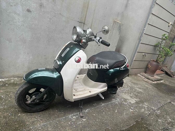 Xe máy Honda màu Xanh ngọc, Đen, Bạc