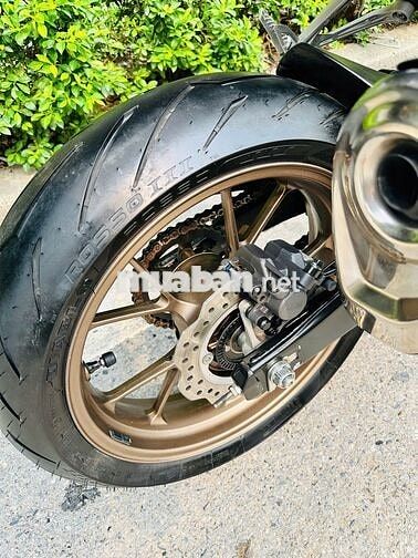 Mạnh Hà Motor bán Honda CB300R 2020 lướt 14k km HN