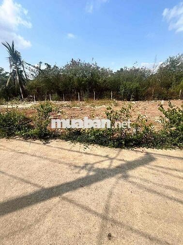 100m2 Full thổ giá 650tr TẠI PHƯỜNG BÌNH LỘC - LONG KHÁNH - ĐỒNG NAI