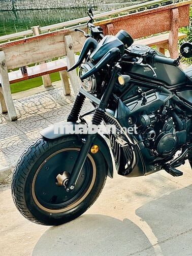 Mạnh Hà Motor bán Honda Rebel 500 2024 siêu keng