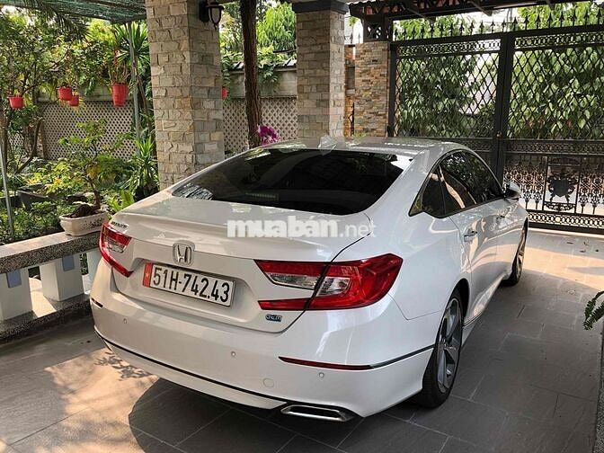 Honda Accord 2020 Trắng 80.000 km