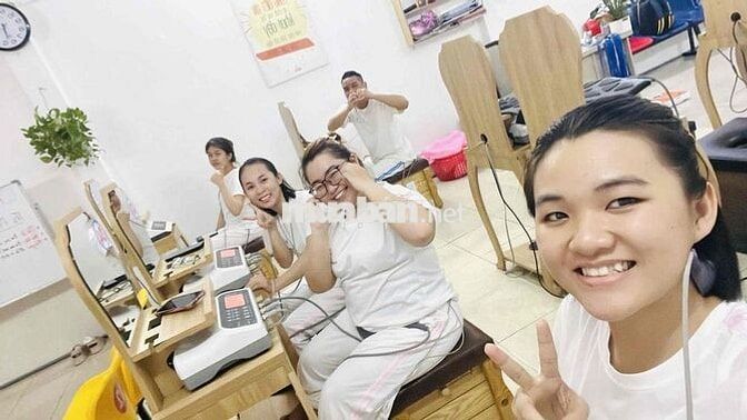 TUYỂN NHÂN VIÊN CHĂM SÓC KHÁCH HÀNG BÌNH TÂN