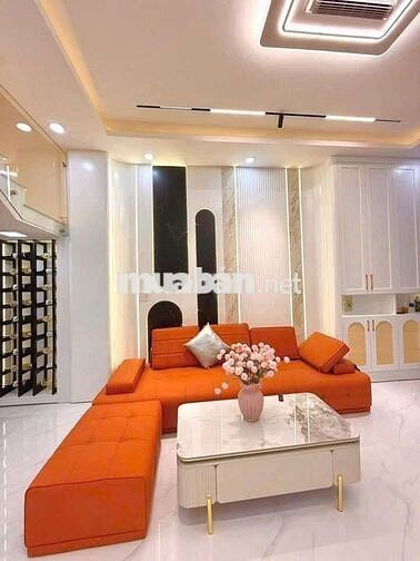Bán Nhà 3 Tầng Mặt Tiền Xe Hơi Tới Nhà