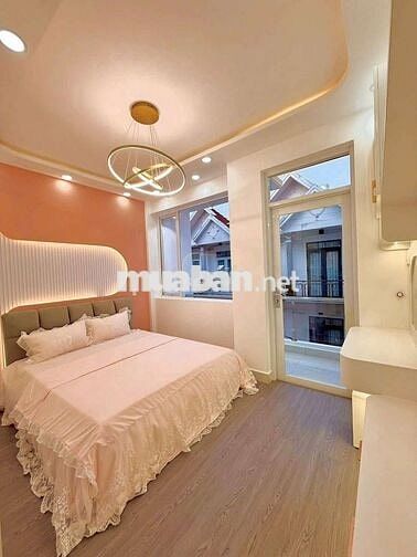 Bán Nhà 3 Tầng Mặt Tiền Xe Hơi Tới Nhà