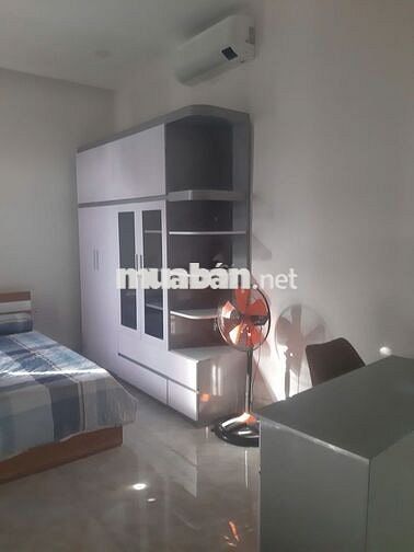 Tìm nữ cho thuê phòng full nội thất cơ bản