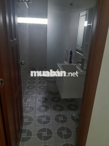 Tìm nữ cho thuê phòng full nội thất cơ bản
