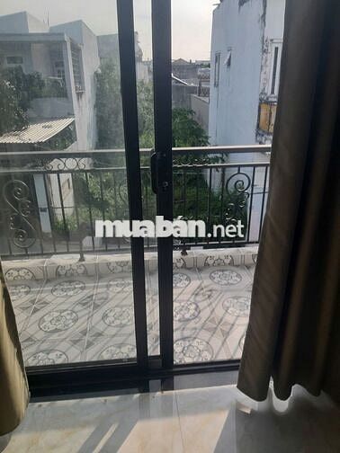 Tìm nữ cho thuê phòng full nội thất cơ bản