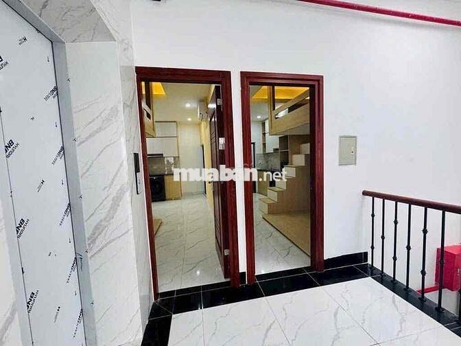 Bán toà CCMN phố Minh Khai- 100m2- 8 tầng thang máy-21 phòng- 25.4 tỷ