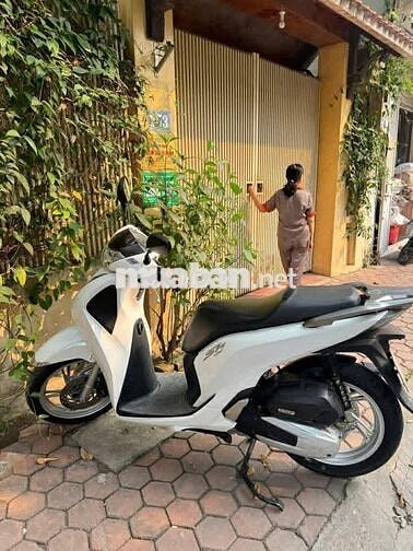 Honda SH 125 2018 Trắng Đã sử dụng