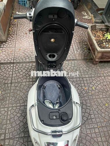 Piaggio Vespa Sprint 125cc 2016 Trắng bstp 9chủ
