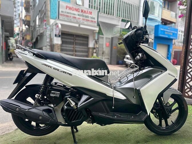 Honda Air Blade 2015 Trắng xám