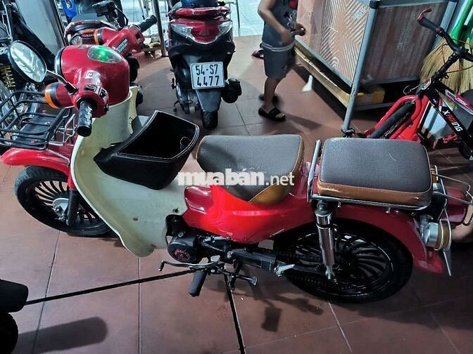 Honda Cub Cánh Én Đỏ, Trắng