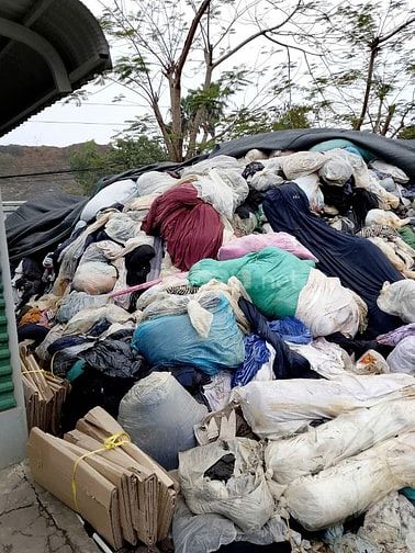 THANH LÝ LÔ VẢI, PHỤ LIỆU VÀ HÀNG HOÁ THÀNH PHẨM BỊ NGẬP