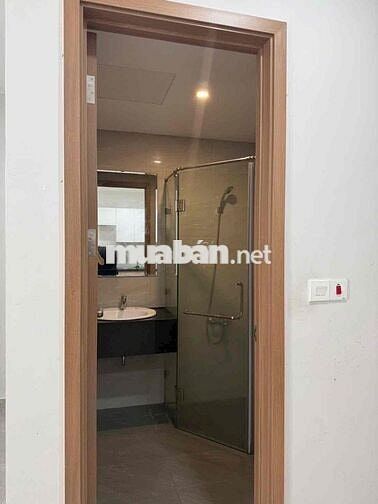 Cần cho thuê căn hộ legacy kim oanh có nội thất, giá rẻ.