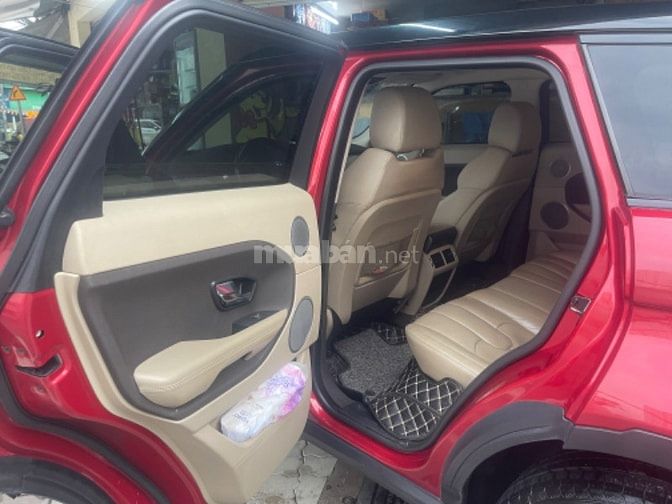 CẦN BÁN XE LAND ROVER EVOQUE 2012 MÀU ĐỎ