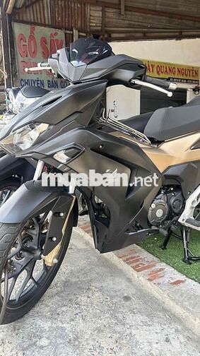 Winner V3 Biển Số Thành Phố ,Bao Công Chứng Giấy T