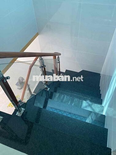 CHO THUÊ NHÀ MỚI 1T1L 3PN2WC SẲN 3 ML OTO 7C ĐẬU SÂN