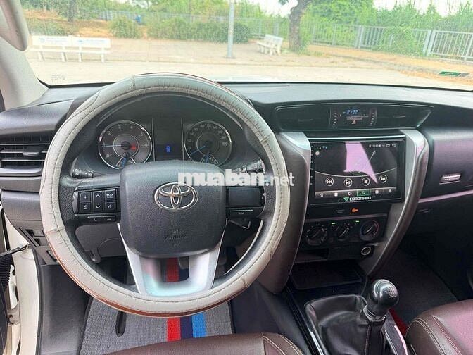 Toyota Fortuner Trắng 2018 nhập Indo