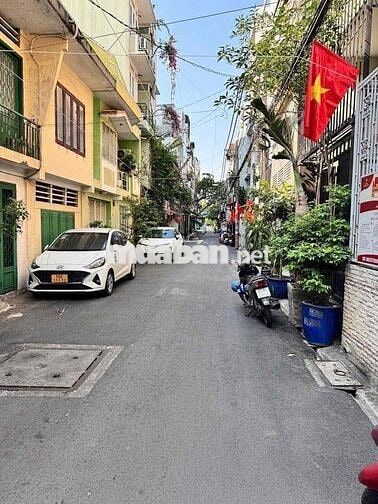 Bán nhà hẻm xe hơi Phạm Văn Chí, Q6 (DT hơn 92m2). Giá 3Tỷ1 còn TL