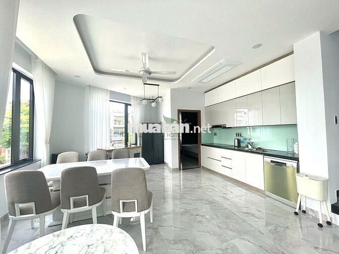 CHO THUÊ NHÀ Ở KINH DOANH LÔ GÓC CÓ SÂN 4 PHÒNG NGỦ KHU MỸ GIA