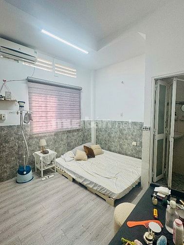 Bán nhà sát mặt tiền đường Trần Khắc Chân, Q.1. 3 tầng. 5.x tỷ