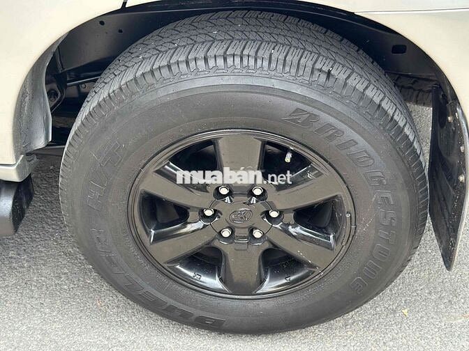 Toyota Fortuner 2009 2.5G - 160000 km