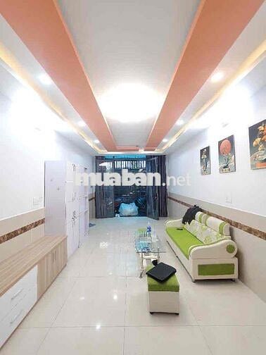 bán nhà đường Phan Đăng Lưu, Sát mặt tiền.xe hơi