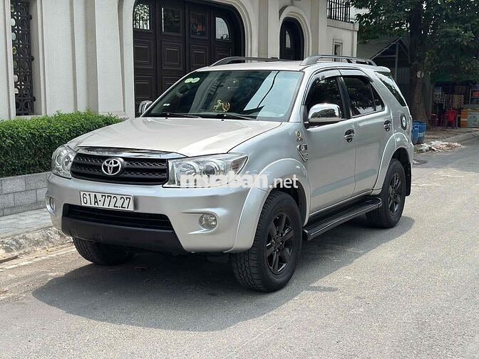 Toyota Fortuner 2009 2.5G - 160000 km