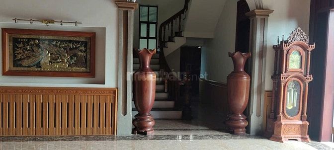 BÁN GẤP – BIỆT THỰ 3 MẶT ĐƯỜNG HIẾM