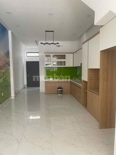 🔥nhà mặt tiền đường Vương Văn Huống , đối diện bến xe miền tây 