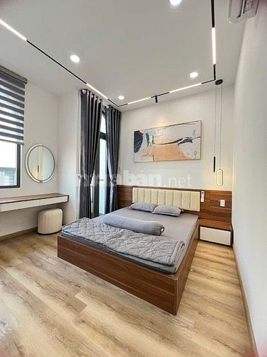 Bán Nhà mới xây. Full Nội Thất. Hẻm Xe Hơi. 4,3m x 15m.Giá chỉ 13,9 tỷ