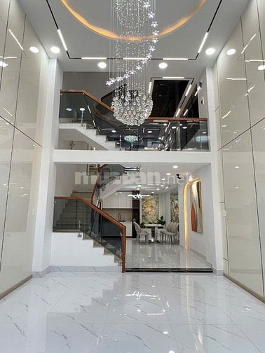 Bán Nhà mới xây. Full Nội Thất. Hẻm Xe Hơi. 4,3m x 15m.Giá chỉ 13,9 tỷ