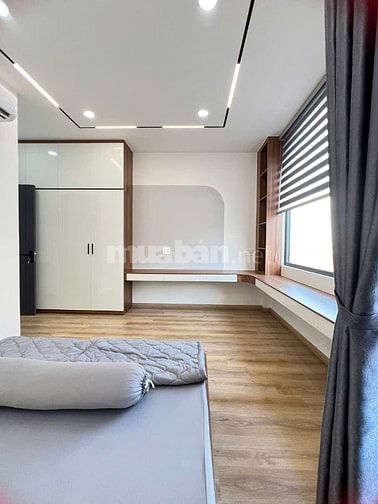 Bán Nhà mới xây. Full Nội Thất. Hẻm Xe Hơi. 4,3m x 15m.Giá chỉ 13,9 tỷ