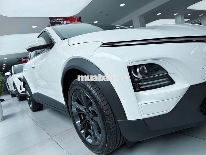 VINFAST VF6 LPUS - ĐƯA TRƯỚC 75TR GIAO NGAY