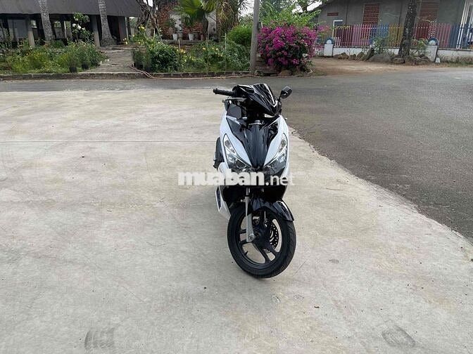 Honda Air Blade 125i Trắng đen