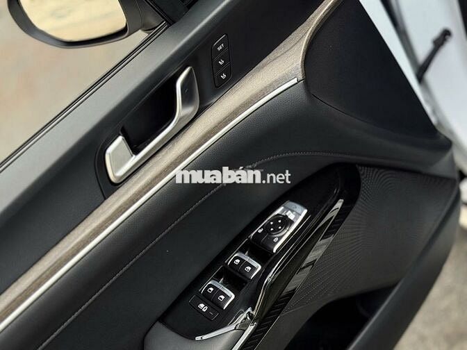 KIA K5 Luxury 2022 Trắng 12.000 km