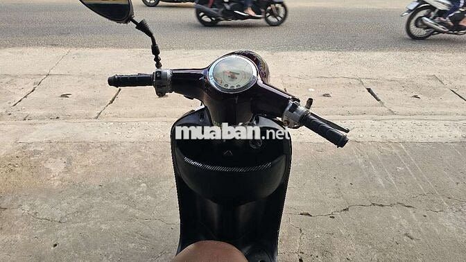 Xe máy tay ga 50cc Nâu đỏ