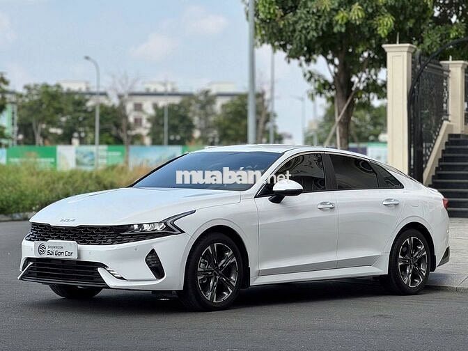 KIA K5 Luxury 2022 Trắng 12.000 km