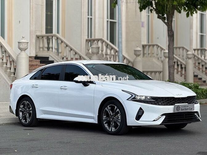 KIA K5 Luxury 2022 Trắng 12.000 km