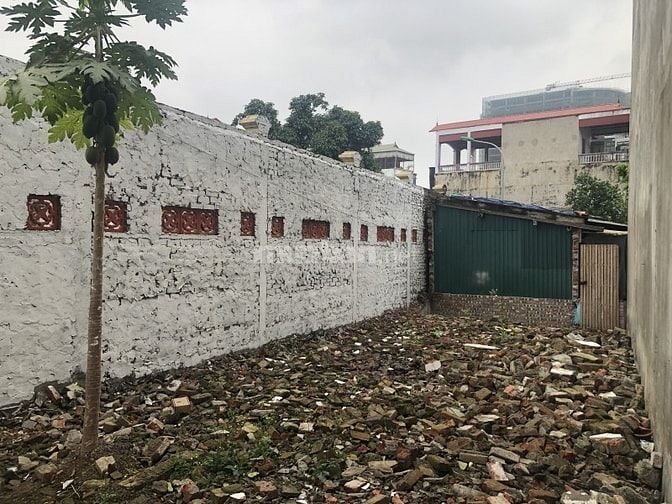 Phố Chu Huy Mân – Long Biên – Ô Tô – 61 M2 – Đất – MT 4.5 M – Giá 9.4 