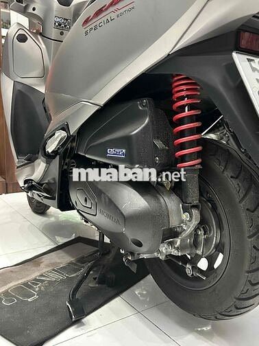 Honda Lead 4 val 2024 Cao cấp Bạc