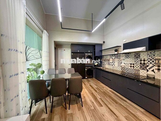 Villa sân vườn – hồ bơi phong cách Địa Trung Hải, gần biển Mỹ Khê