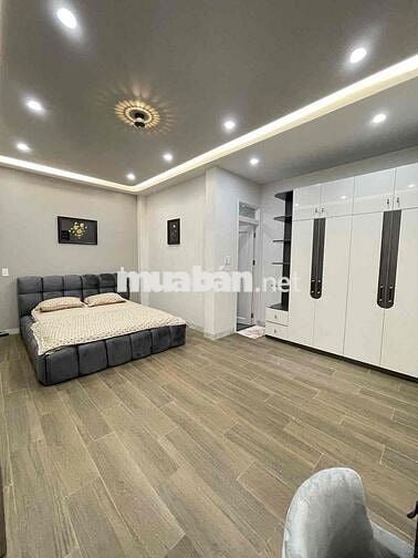 NGANG 6M, LÔ GÓC, DTD LỚN HIÉM CÓ  NHỈNH 5 TỶ, LÊ DUẨN