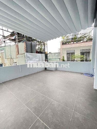 NGANG 6M, LÔ GÓC, DTD LỚN HIÉM CÓ  NHỈNH 5 TỶ, LÊ DUẨN