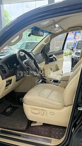 Bán Land Cruiser 4.6 V8 sản xuất 2016. Xe cực đẹp.