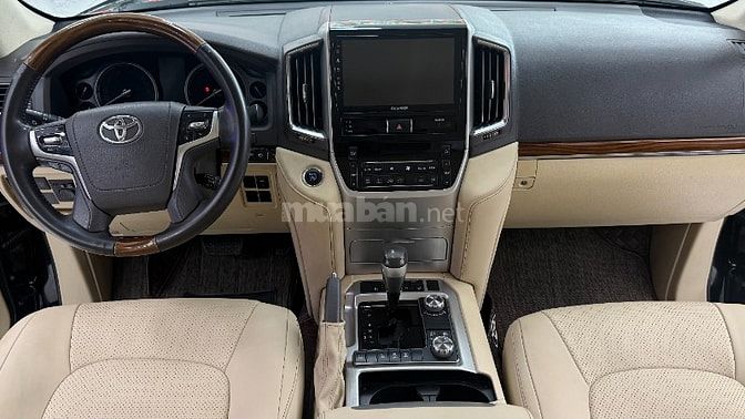 Bán Land Cruiser 4.6 V8 sản xuất 2016. Xe cực đẹp.