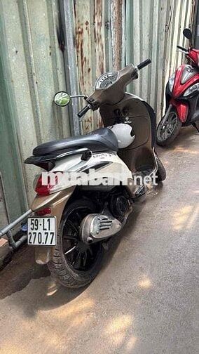 Piaggio Liberty màu Trắng, Nâu