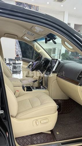 Bán Land Cruiser 4.6 V8 sản xuất 2016. Xe cực đẹp.